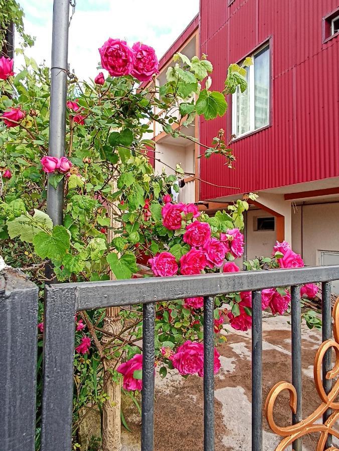 Mini Hotel On Guramishvili 22 Kobuleti Zewnętrze zdjęcie